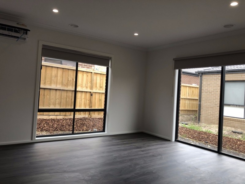 34 Chesney Circuit, Clyde VIC 3978