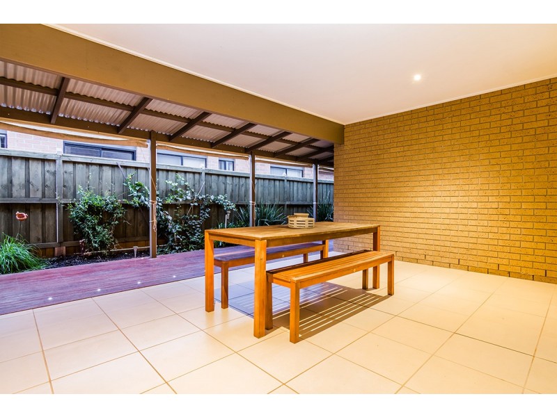 14 Aspendale Place, Lyndhurst VIC 3975