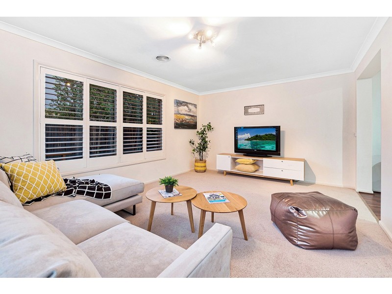 4 Castawellan Street, Lyndhurst VIC 3975