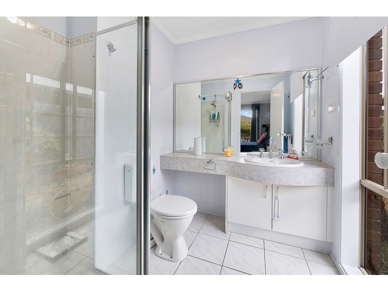 46 Mariner Close, Cranbourne North VIC 3977