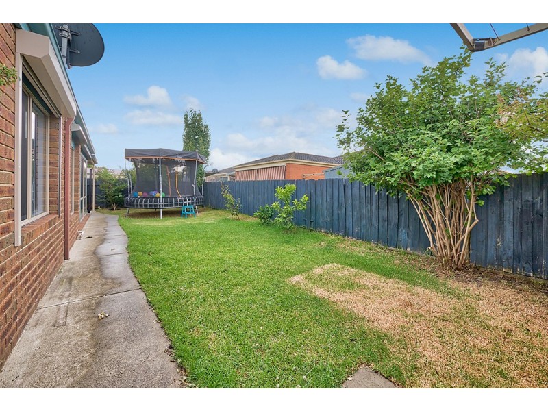 46 Mariner Close, Cranbourne North VIC 3977