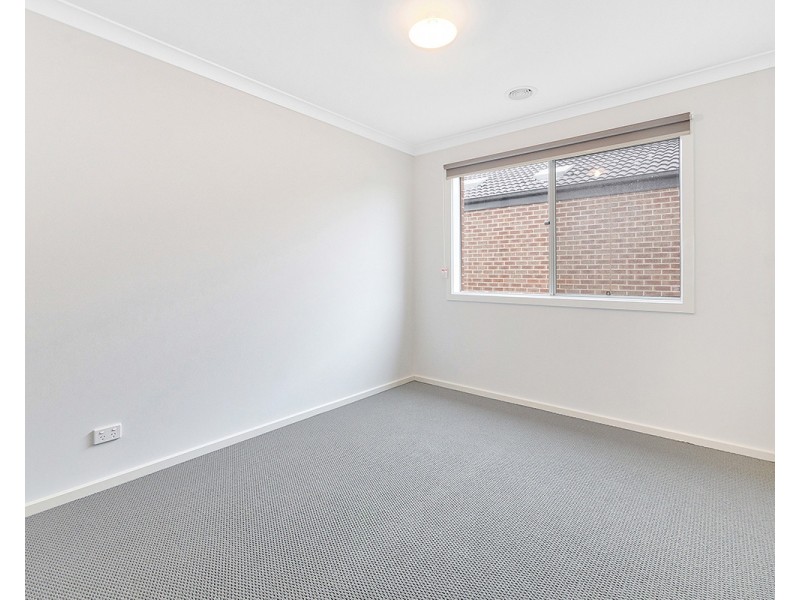 39 Fairweather Parade, Officer VIC 3809