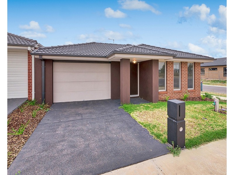 39 Fairweather Parade, Officer VIC 3809