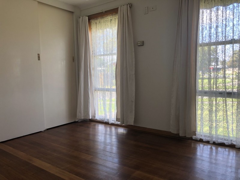 10 Silvan Grove, Hampton Park VIC 3976