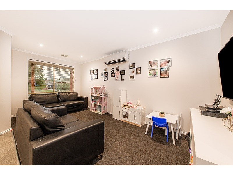 38 Fairhaven Boulevard, Cranbourne West VIC 3977
