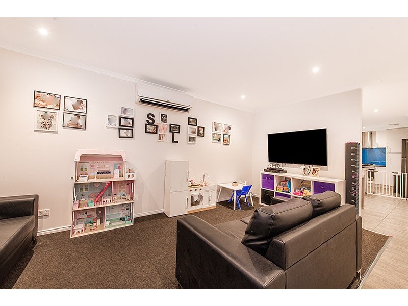 38 Fairhaven Boulevard, Cranbourne West VIC 3977