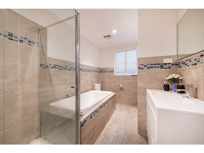 38 Fairhaven Boulevard, Cranbourne West VIC 3977