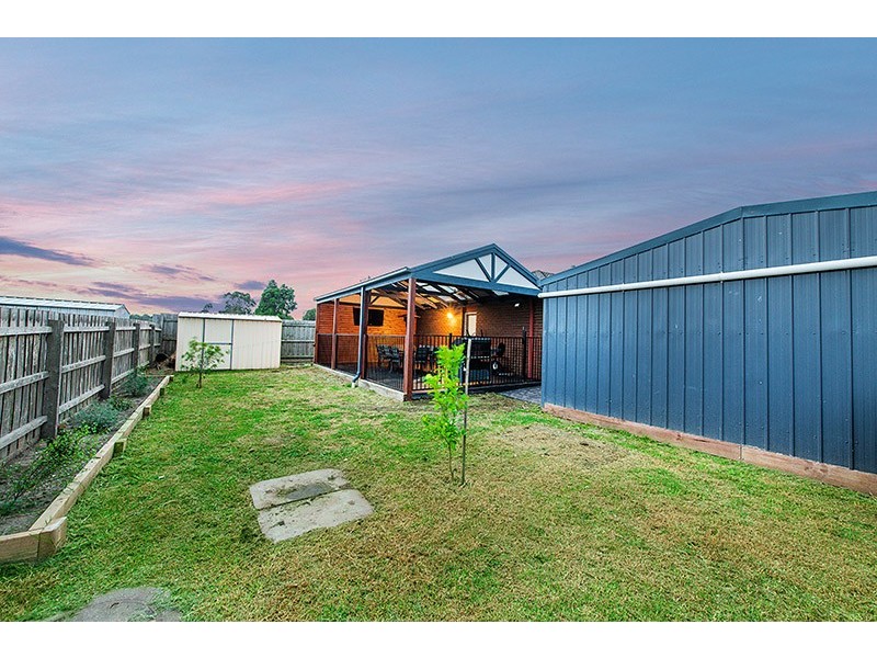 38 Fairhaven Boulevard, Cranbourne West VIC 3977