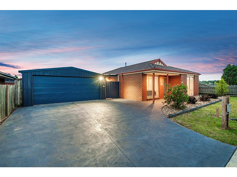 38 Fairhaven Boulevard, Cranbourne West VIC 3977