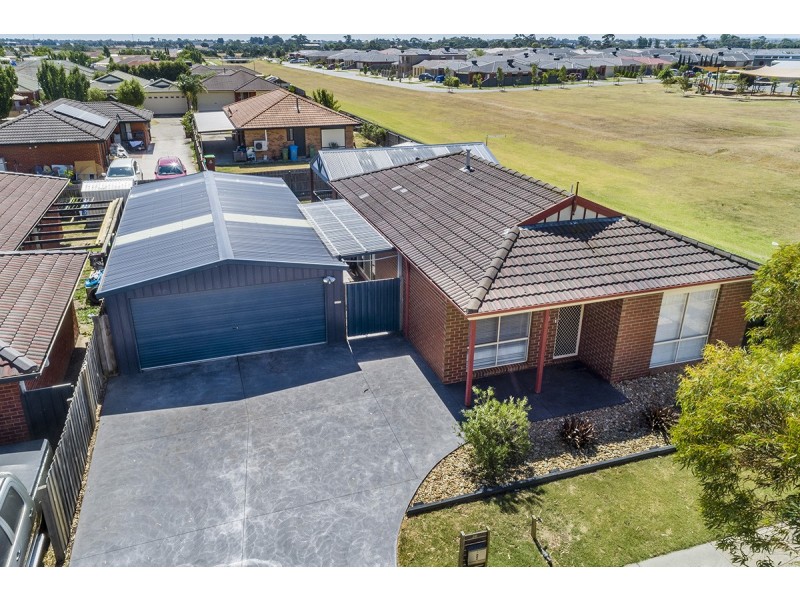 38 Fairhaven Boulevard, Cranbourne West VIC 3977