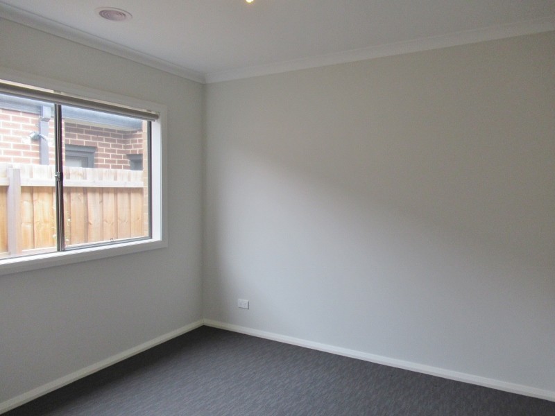 7 Dana Street, Officer VIC 3809