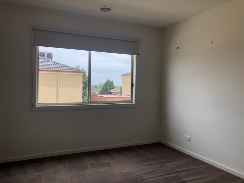 2/30 Heyington Crescent, Noble Park North VIC 3174