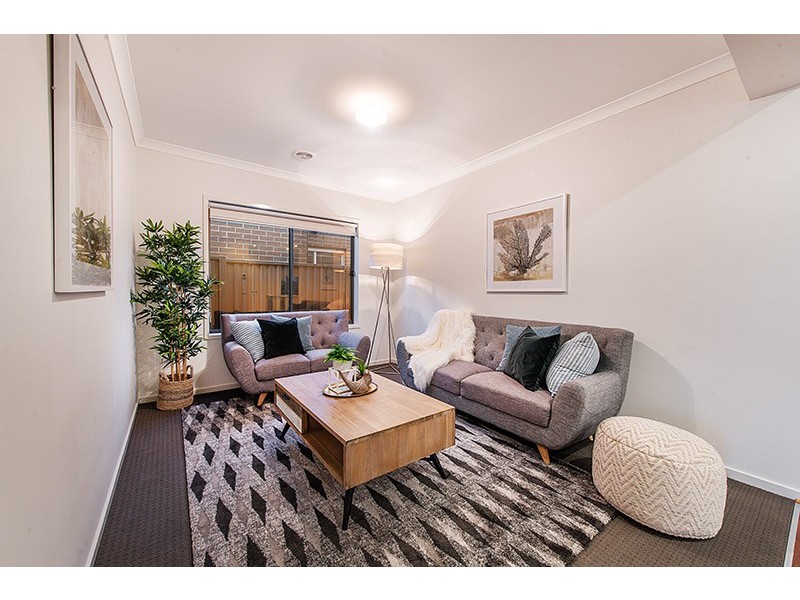 38 Quattro Avenue, Cranbourne East VIC 3977