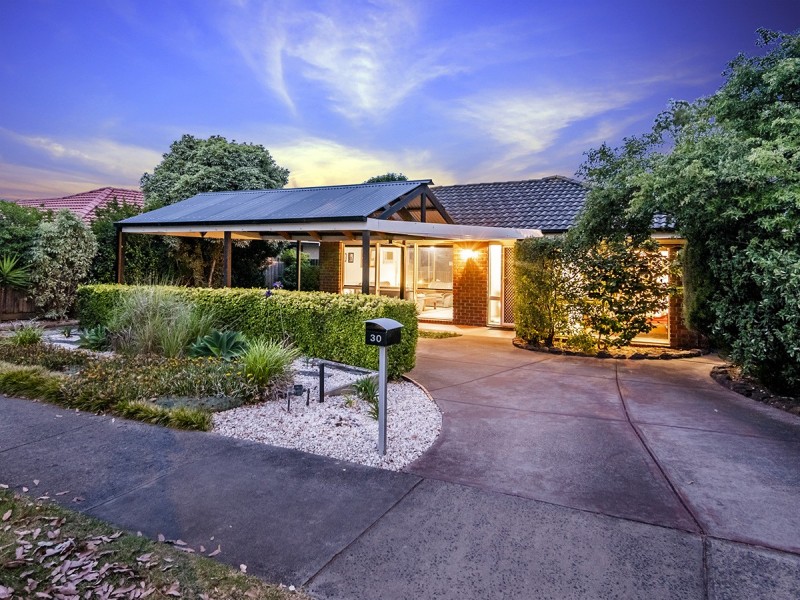 30 Marylyn Place, Cranbourne VIC 3977