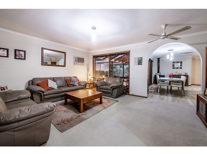 30 Marylyn Place, Cranbourne VIC 3977