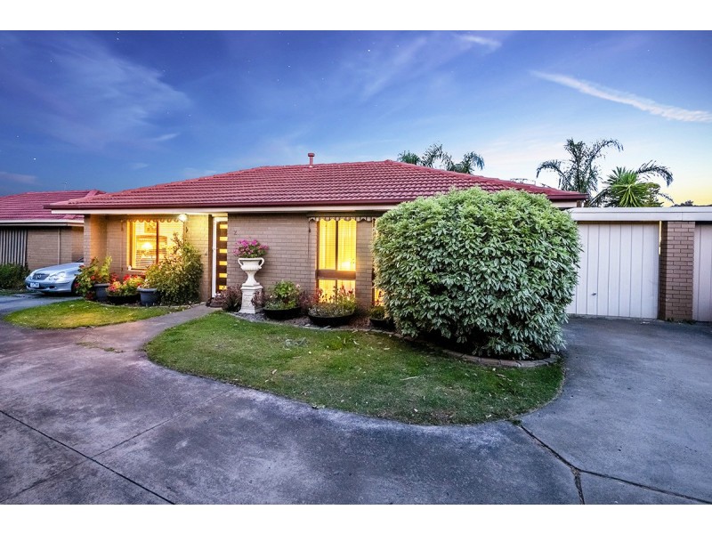 2/121 Clarendon Street, Cranbourne VIC 3977