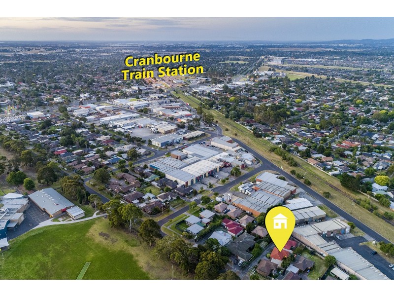 2/121 Clarendon Street, Cranbourne VIC 3977