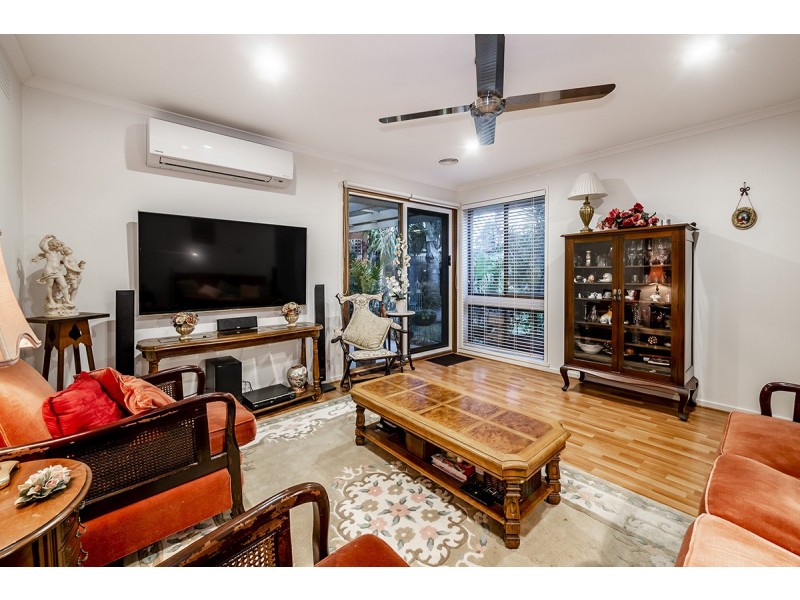 2/121 Clarendon Street, Cranbourne VIC 3977