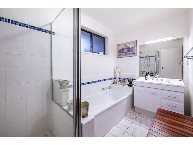 2/121 Clarendon Street, Cranbourne VIC 3977