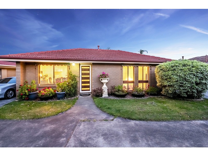 2/121 Clarendon Street, Cranbourne VIC 3977