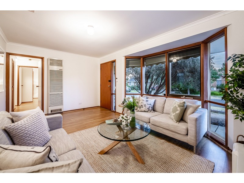 2 Rachel Drive, Cranbourne North VIC 3977