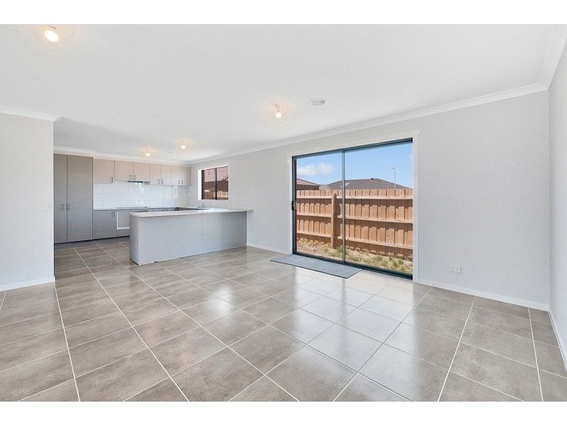 29 Alexandra Ave, Koo Wee Rup VIC 3981