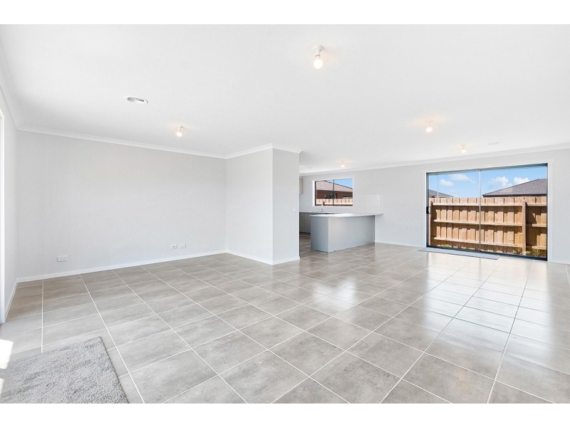 29 Alexandra Ave, Koo Wee Rup VIC 3981