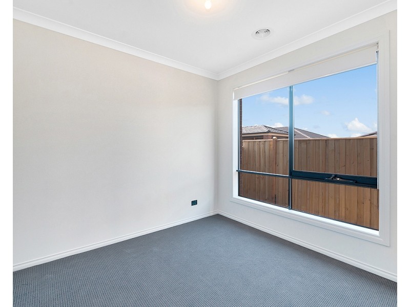 7 Cottle Drive, Clyde VIC 3978