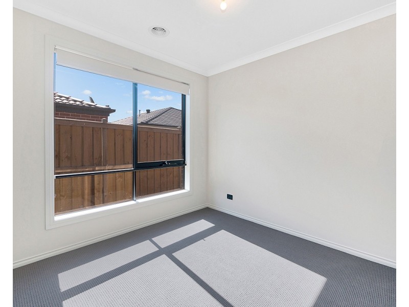 7 Cottle Drive, Clyde VIC 3978