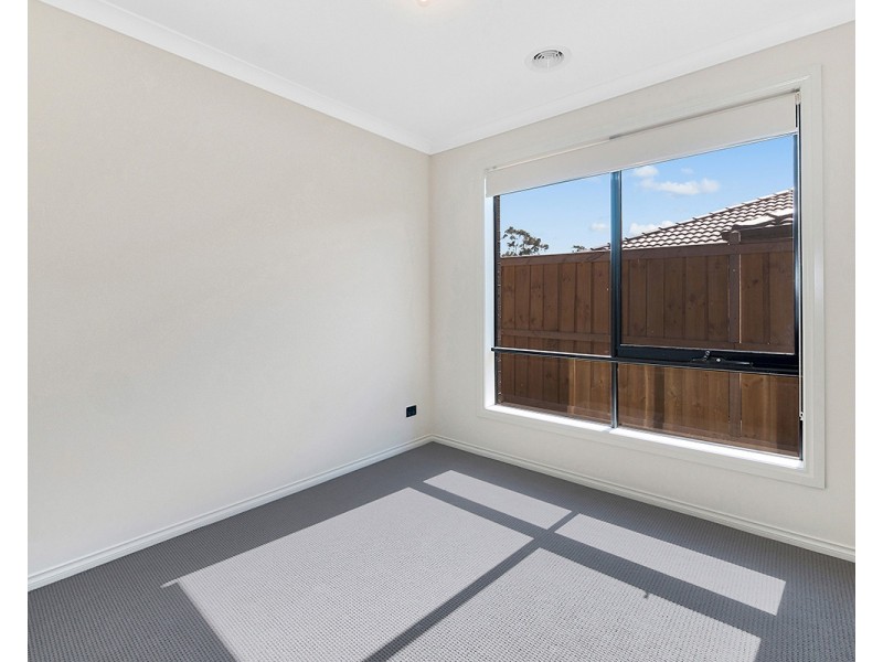 7 Cottle Drive, Clyde VIC 3978