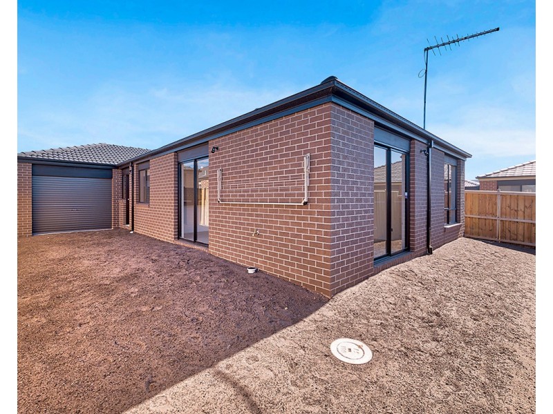 7 Cottle Drive, Clyde VIC 3978