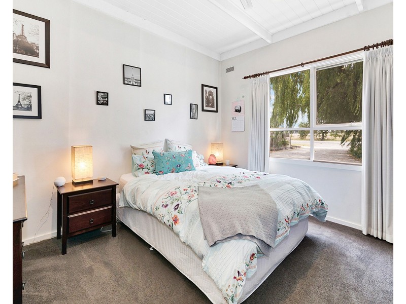 216-218 Rossiter Road, Koo Wee Rup VIC 3981