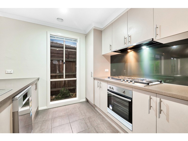 12 Hogan Street, Cranbourne East VIC 3977