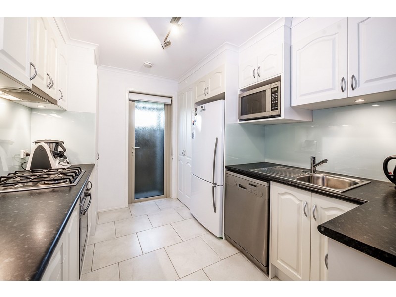 4 Hazlitt Court, Cranbourne VIC 3977