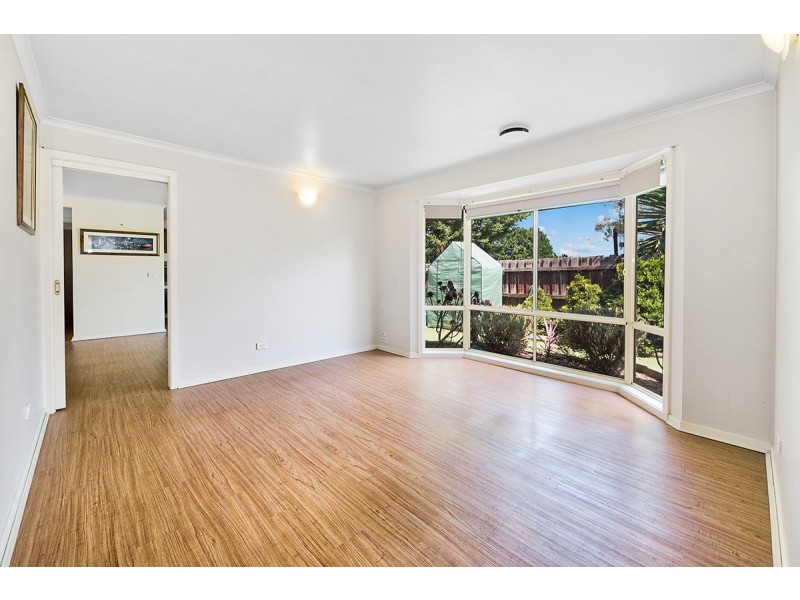 1/82 Hoysted Avenue, Cranbourne North VIC 3977