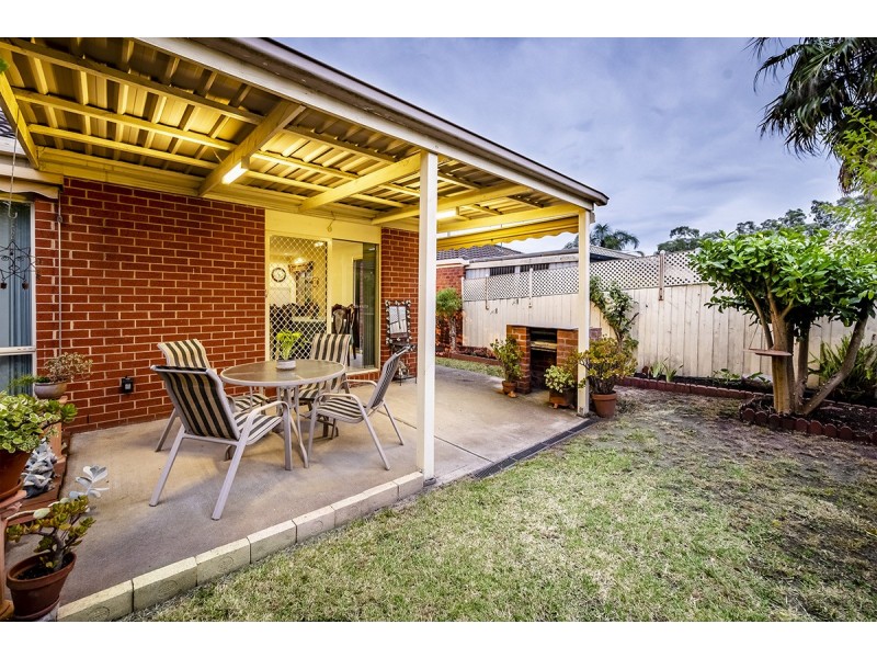 5 The Eyrie, Hampton Park VIC 3976