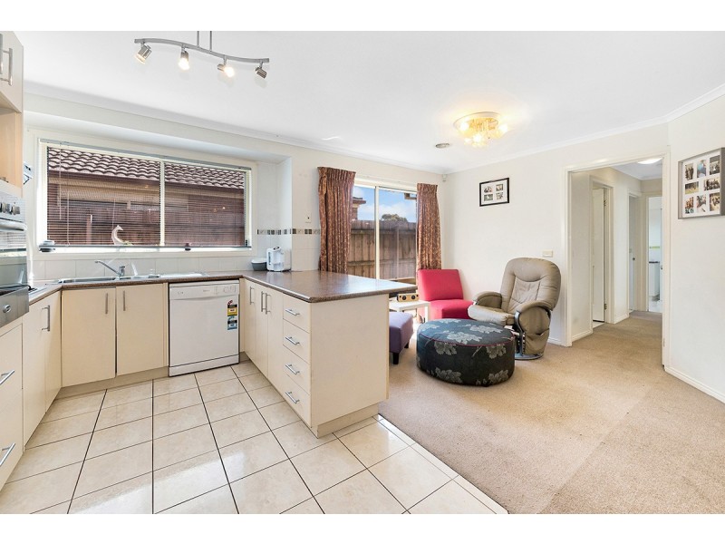 19 Fishburn Place, Cranbourne West VIC 3977