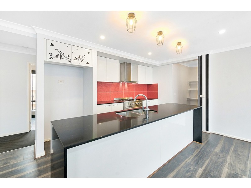 54 Spearwood Rise, Cranbourne West VIC 3977