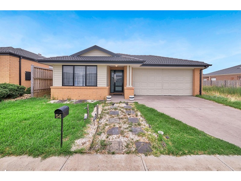 54 Spearwood Rise, Cranbourne West VIC 3977