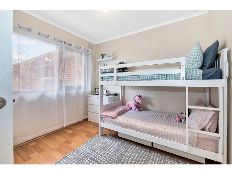 1/8 Banks Road, Cranbourne VIC 3977