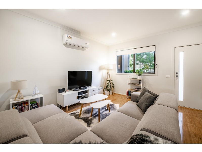 28 Demmie Mews, Lyndhurst VIC 3975