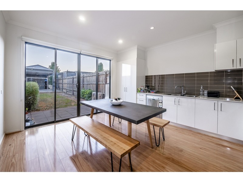 28 Demmie Mews, Lyndhurst VIC 3975