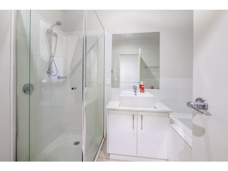 28 Demmie Mews, Lyndhurst VIC 3975