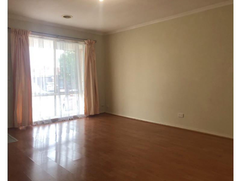 5 Bookham Way, Cranbourne West VIC 3977