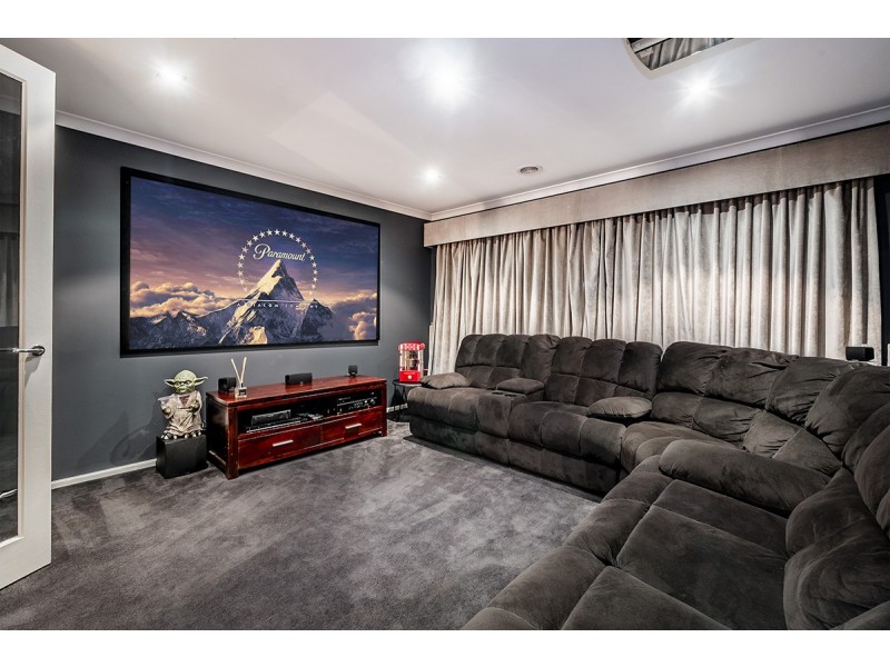 22 Mermaid Grove, Lyndhurst VIC 3975