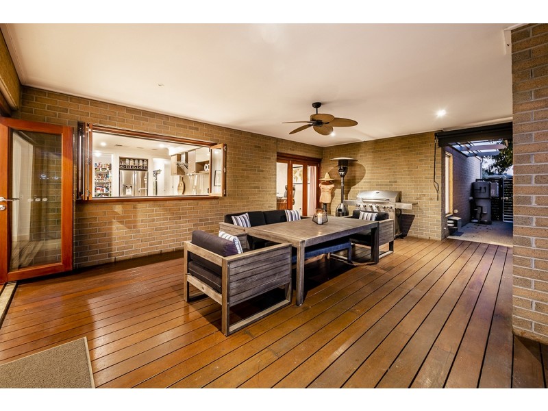 22 Mermaid Grove, Lyndhurst VIC 3975