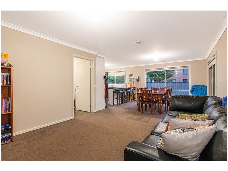 29 Stately Drive, Cranbourne East VIC 3977