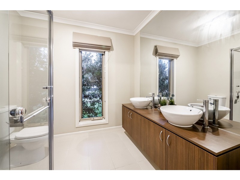 40 Alysha Avenue, Lyndhurst VIC 3975