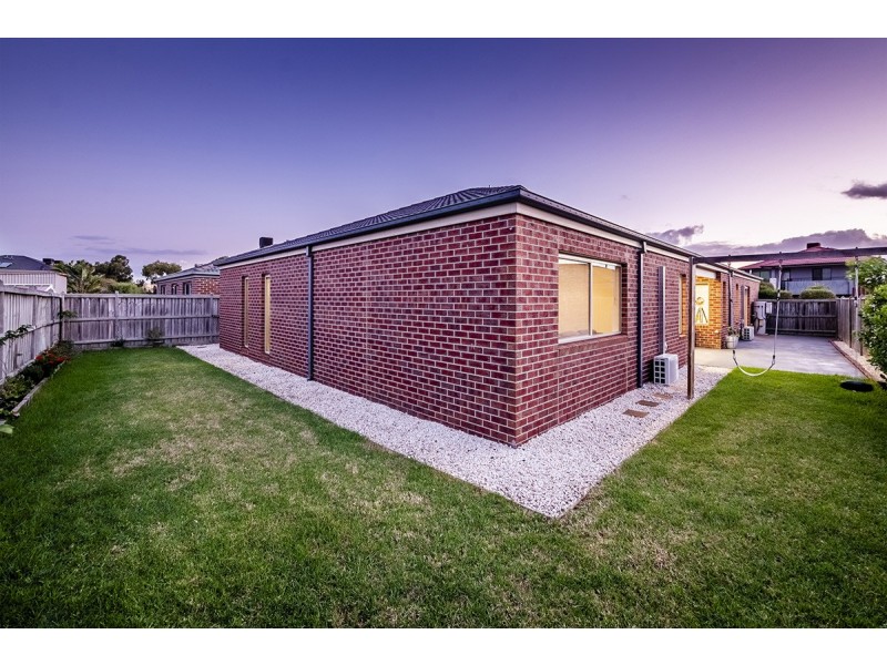 40 Alysha Avenue, Lyndhurst VIC 3975