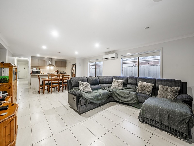 45 Tilden Rise, Cranbourne North VIC 3977